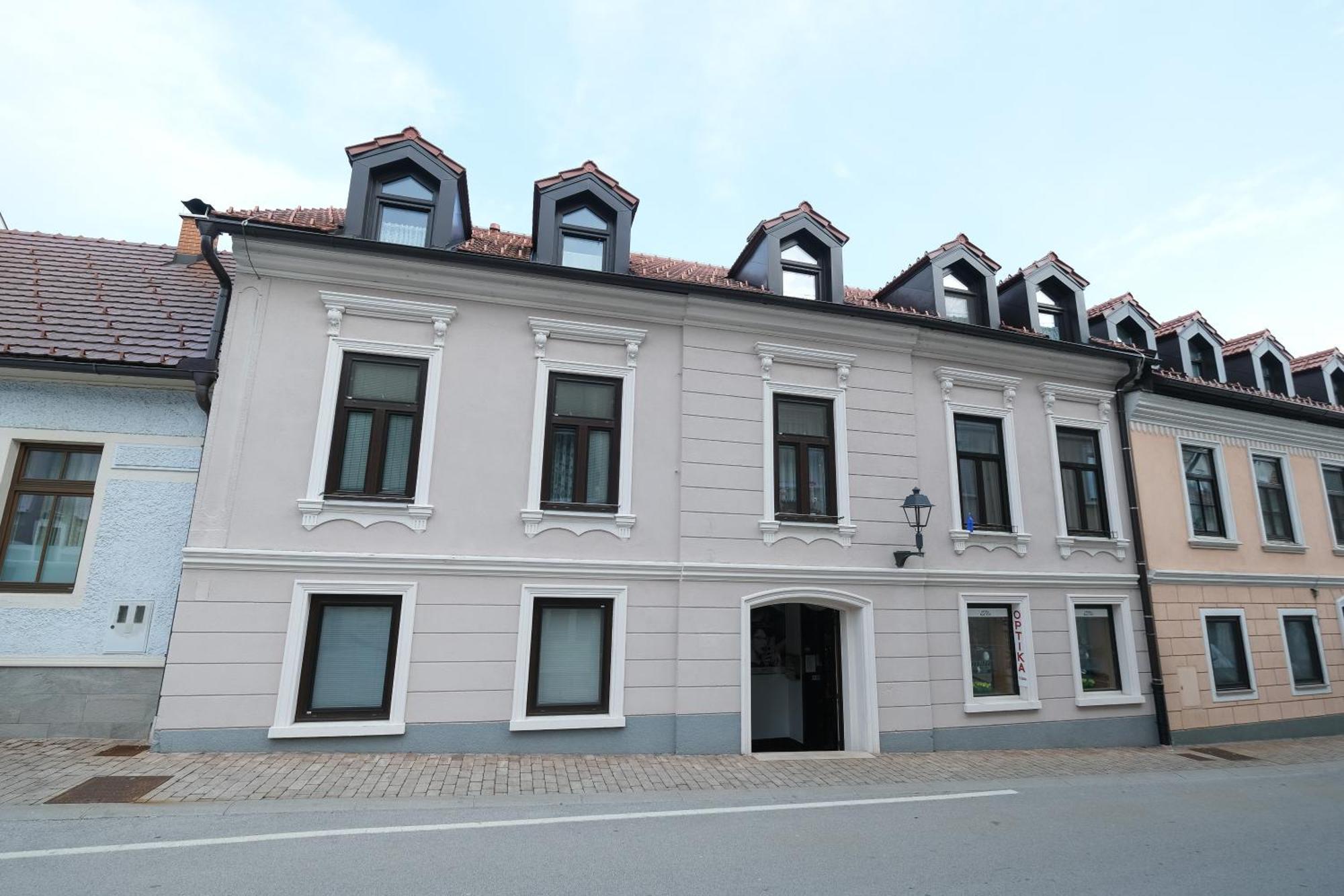 Perla Apartment *